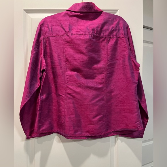 Chico’s pink 100% silk blouse size 2 (12) regular. - Picture 8 of 9